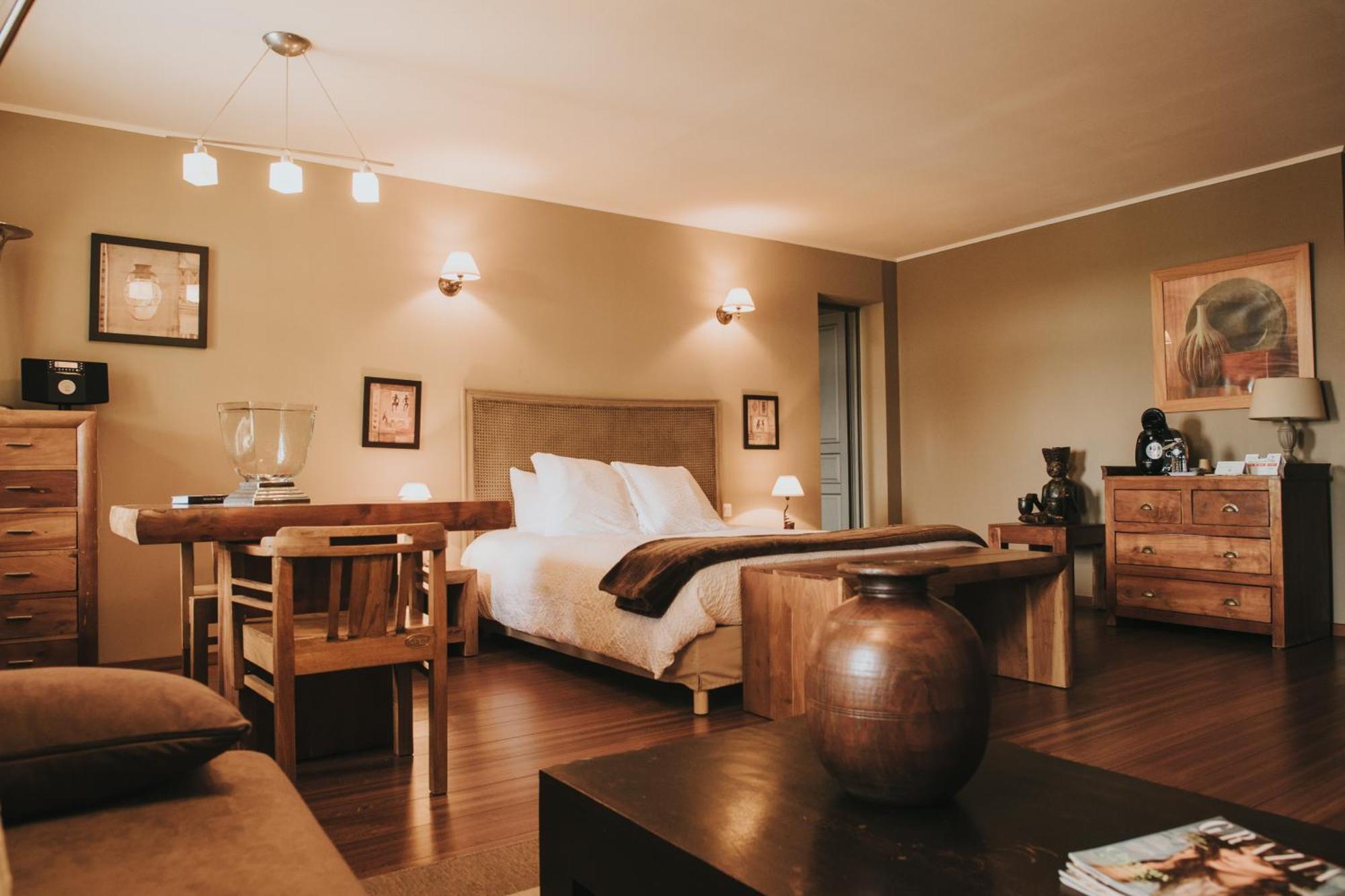 Logis Hotel-Restaurant - Le Moulin D'Artres Экстерьер фото