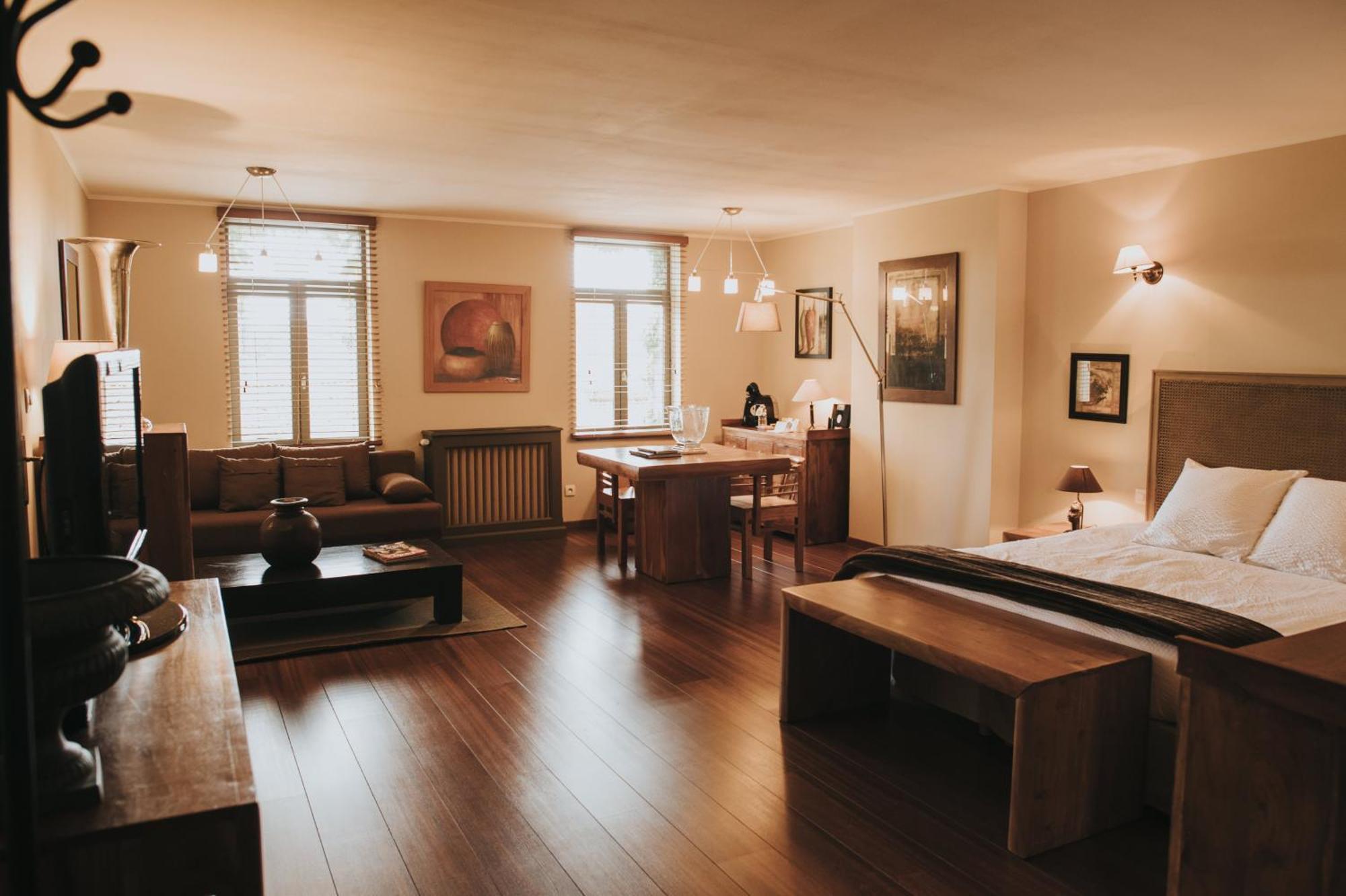 Logis Hotel-Restaurant - Le Moulin D'Artres Экстерьер фото